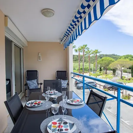 Lou Estrella - Appt 4p Avec Piscine Proche Apartment