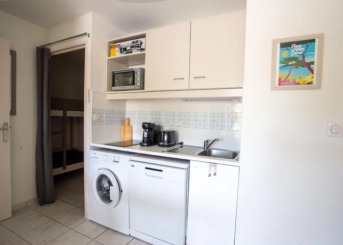 Lou Estrella - Appt 4p Avec Piscine Proche *